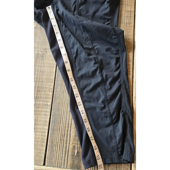 Lululemon Womens Dance Studio Capri Crop Pants 4 Black Mid Rise Active Yoga Gym - Picture 9 of 9